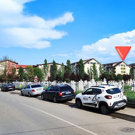 Quiet And Cozy 2 Bedroom Flat With Free Parking Included Floreşti Εξωτερικό φωτογραφία