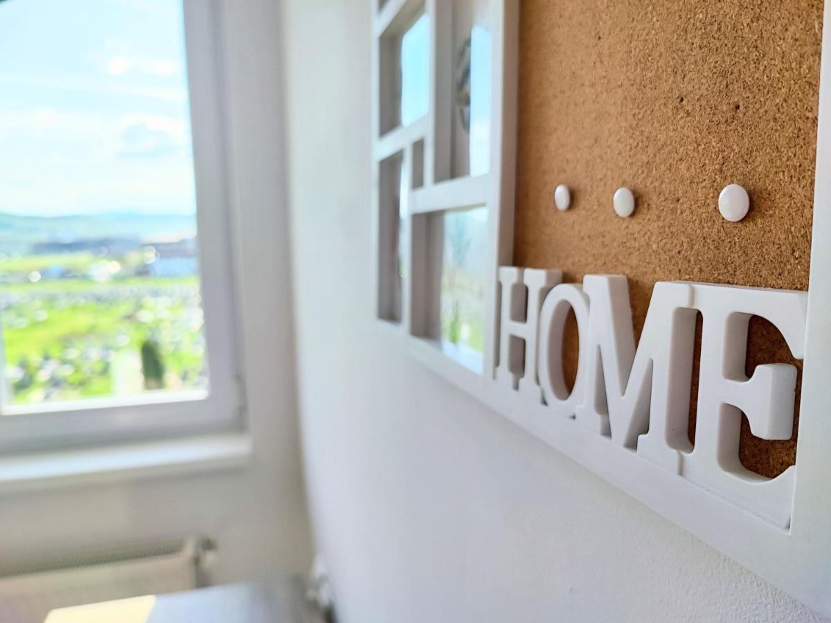 Quiet And Cozy 2 Bedroom Flat With Free Parking Included Floreşti Εξωτερικό φωτογραφία