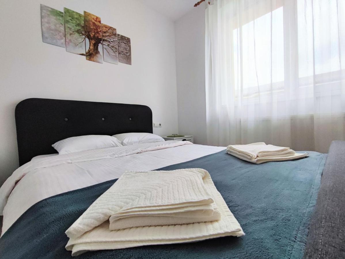 Quiet And Cozy 2 Bedroom Flat With Free Parking Included Floreşti Εξωτερικό φωτογραφία